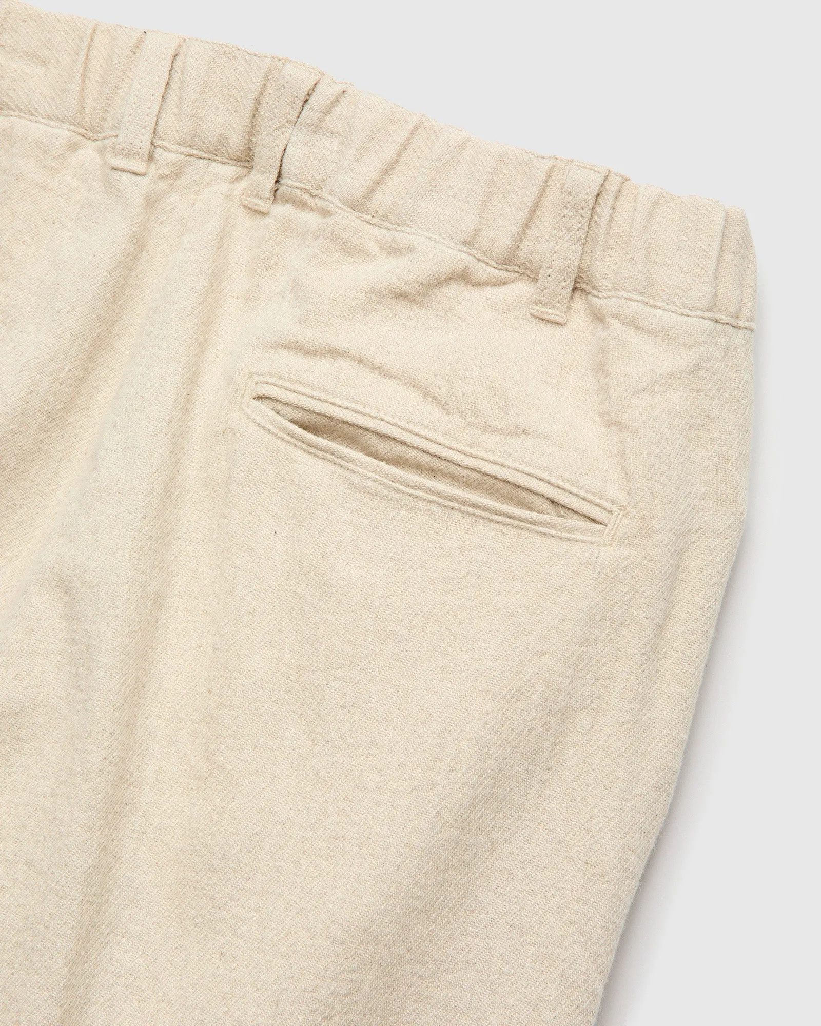 2-Pleat Linen Relax Trousers in Natural
