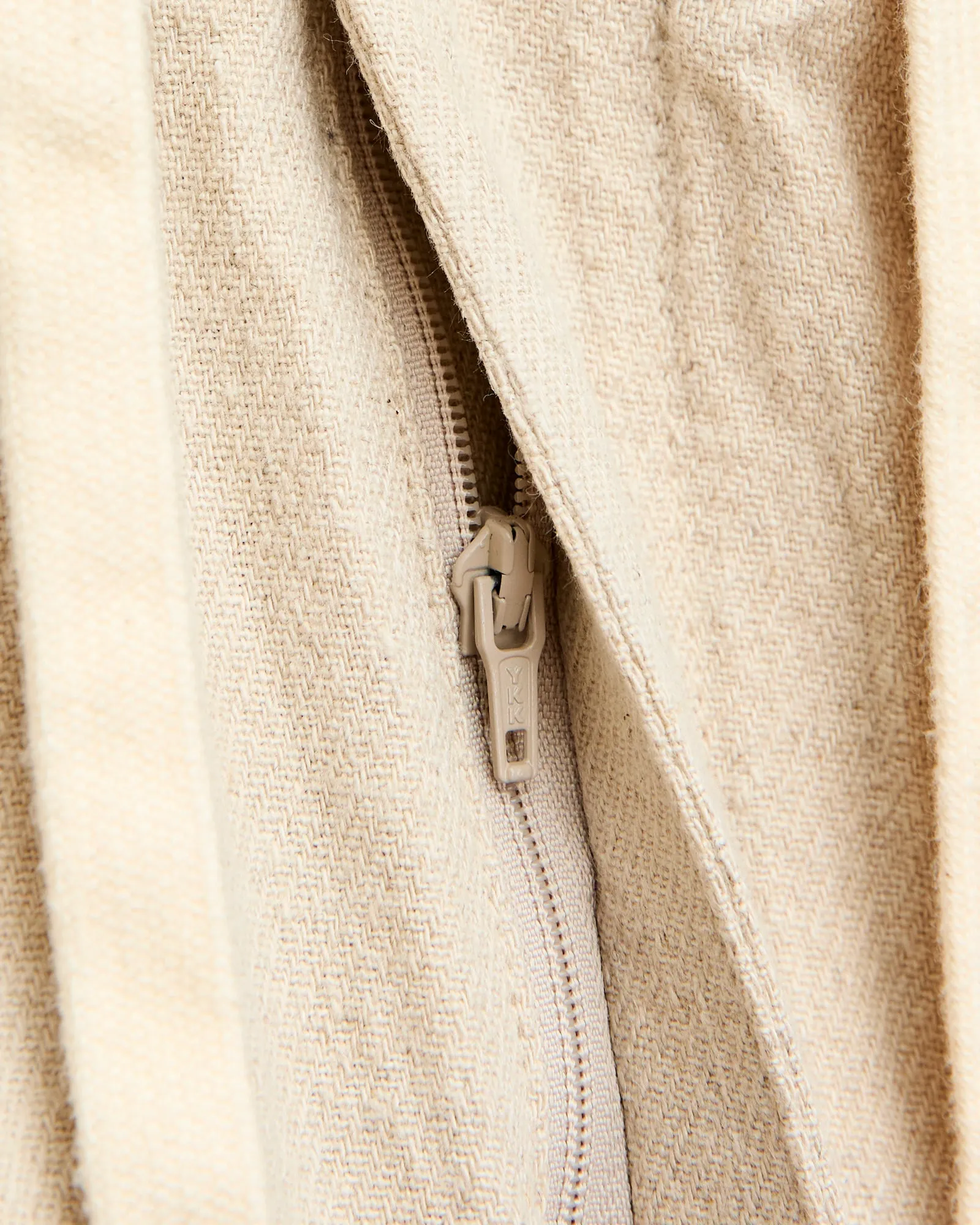2-Pleat Linen Relax Trousers in Natural