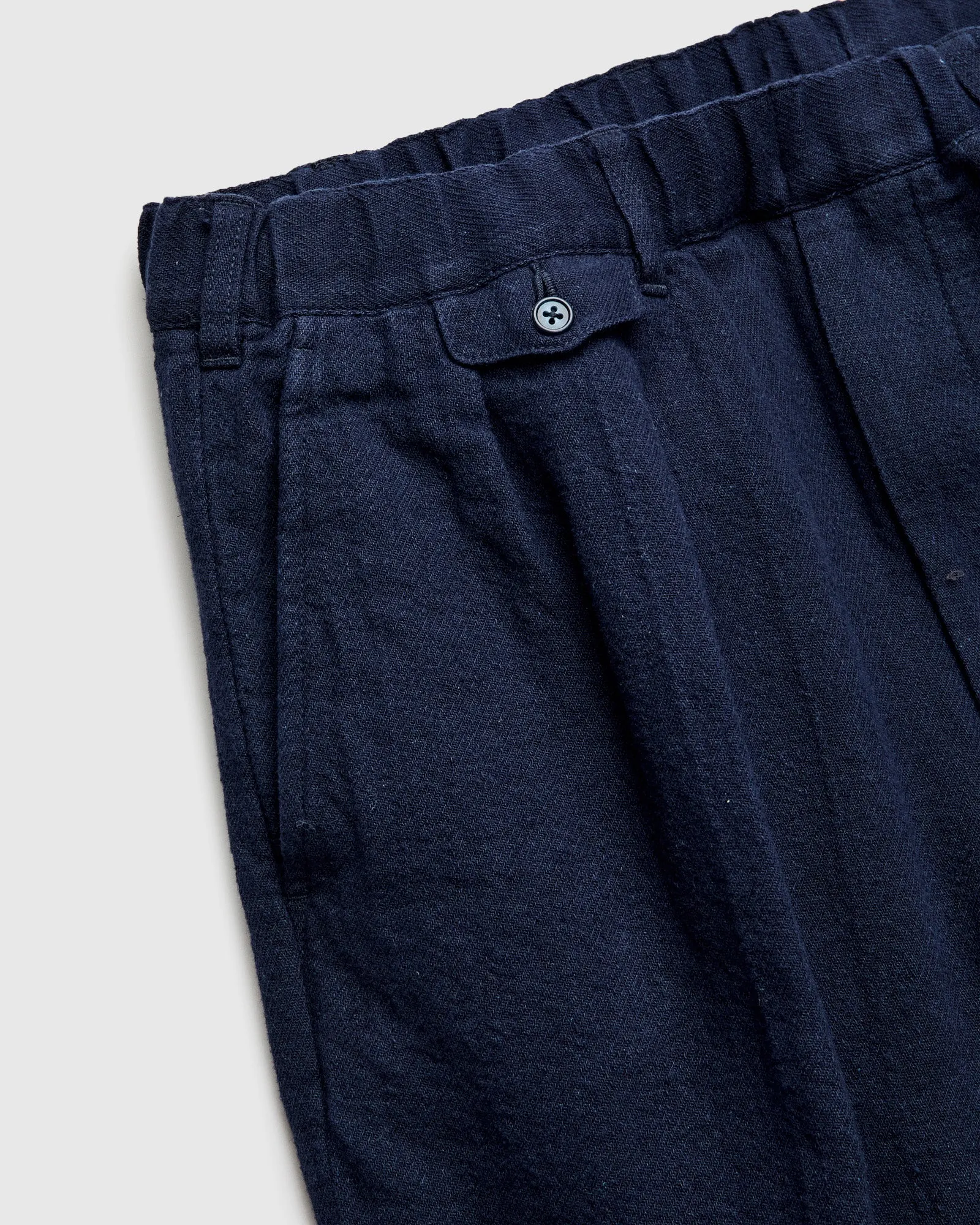 2-Pleat Linen Relax Trousers in Navy