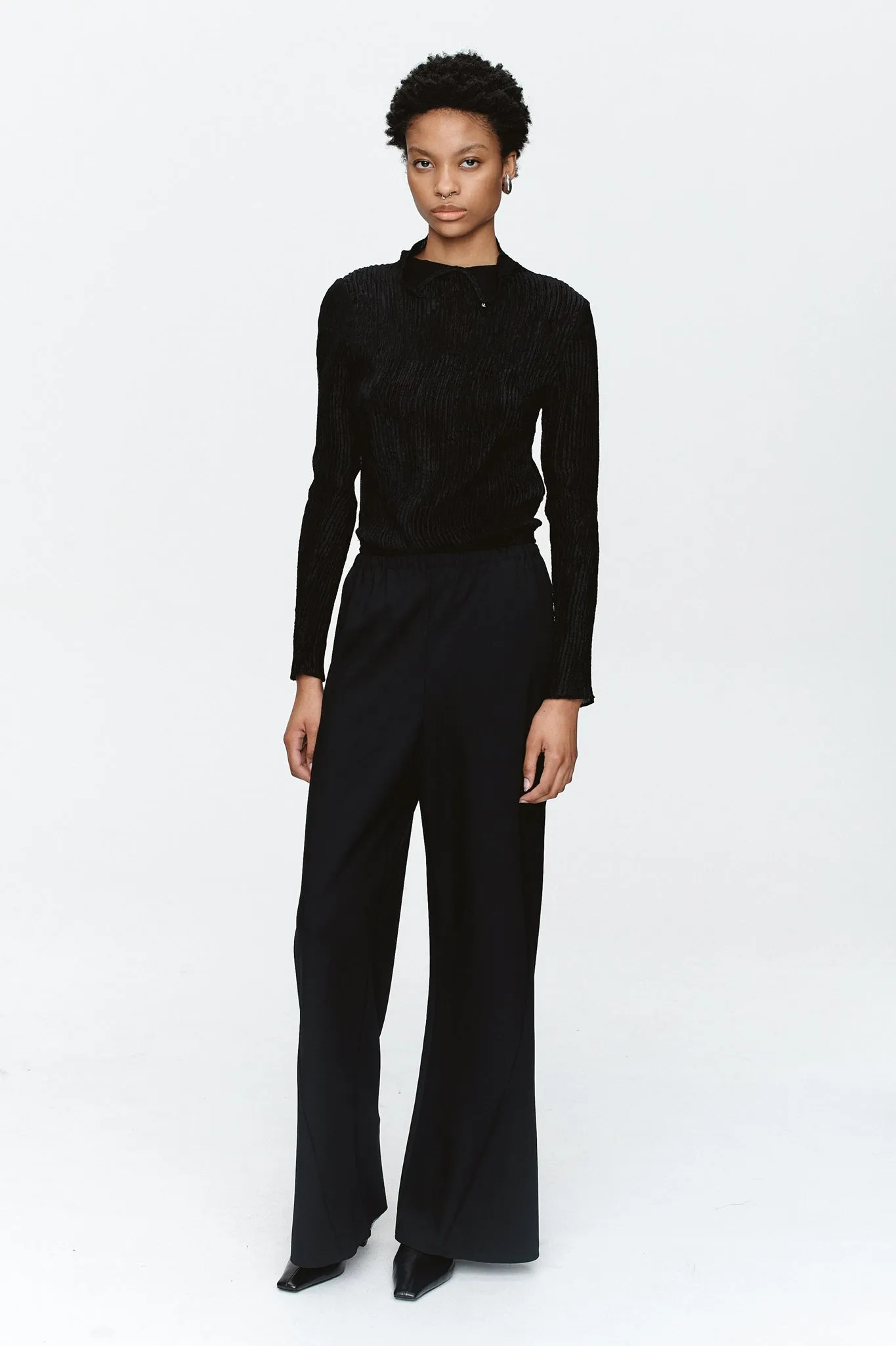 Alicia Pant | Black