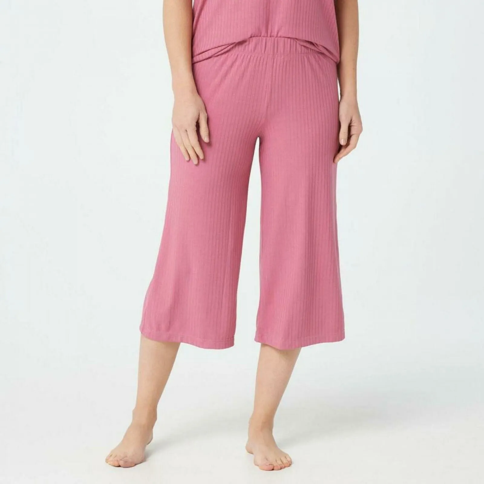Cuddl Duds Women's Wide Rib Cropped Pants