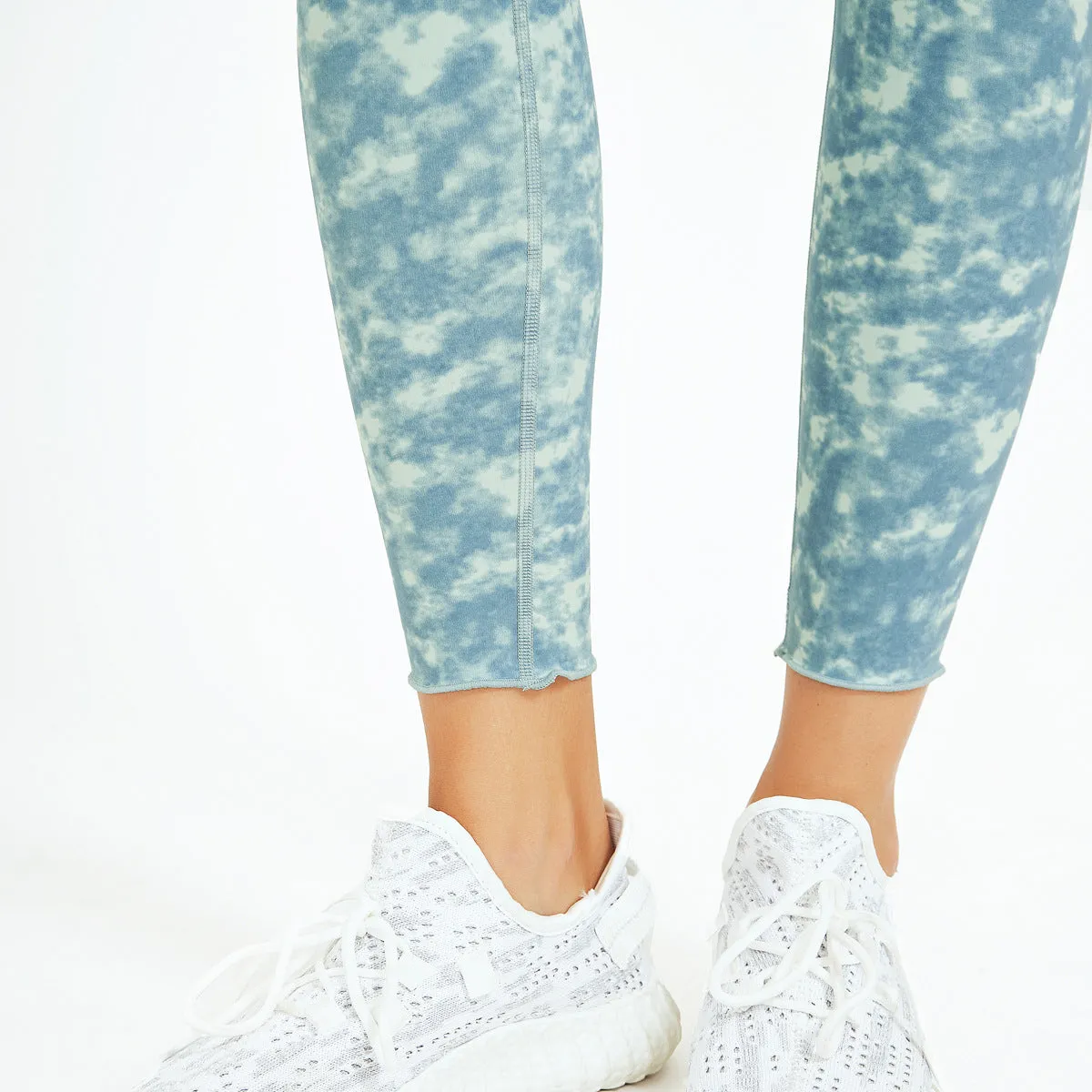 Custom Delicate Appearance Women Gym Fitness Sports  Tights Tie Dye Yoga Leggings Scrunch