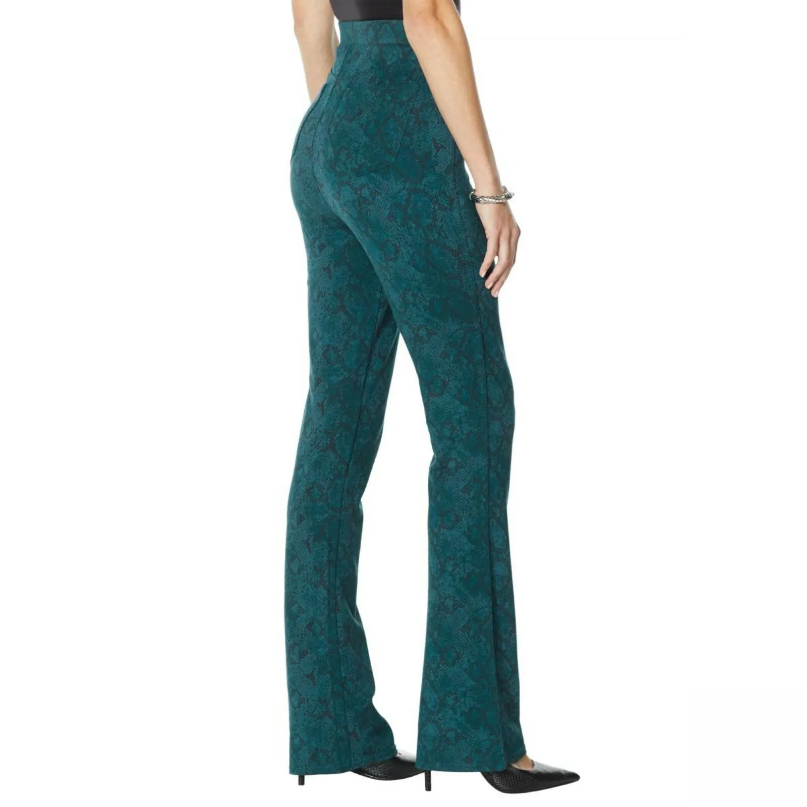 DG2 by Diane Gilman Pull-On Stretch Ponte Boot Cut Pants Green Snake Medium