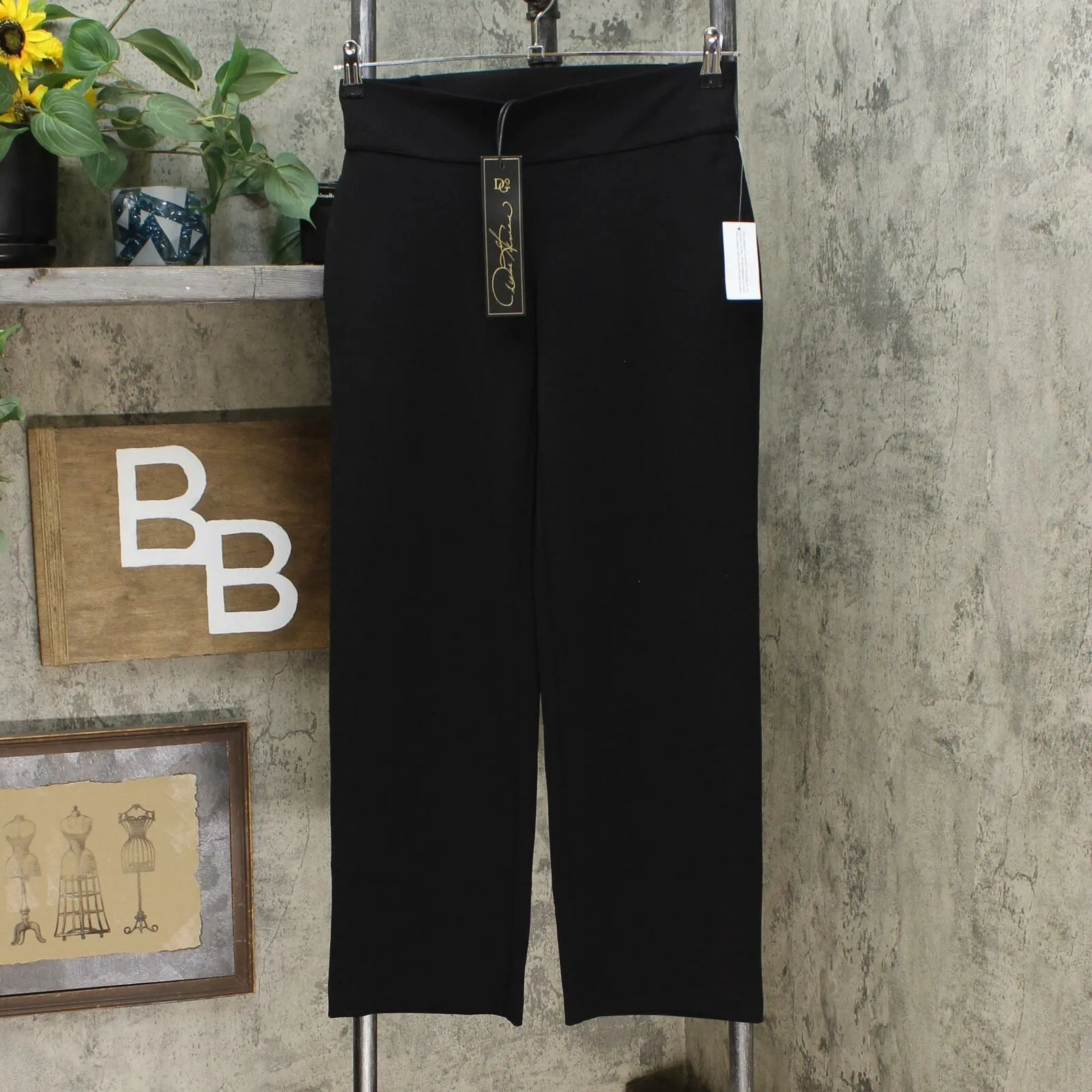 DG2 by Diane Gilman Women's Petite Wrinkle Resistant Pull On Trousers