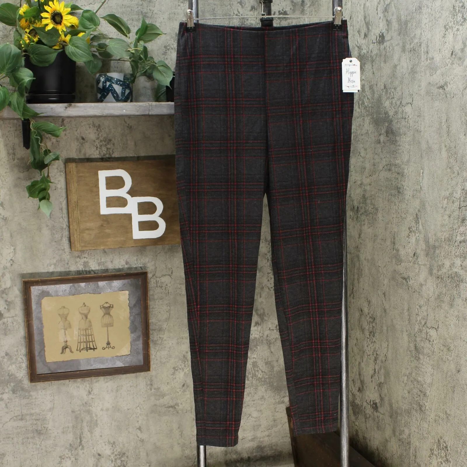 Hippie Rose Women's Junior Fit Plaid Pull On Ponte Pants