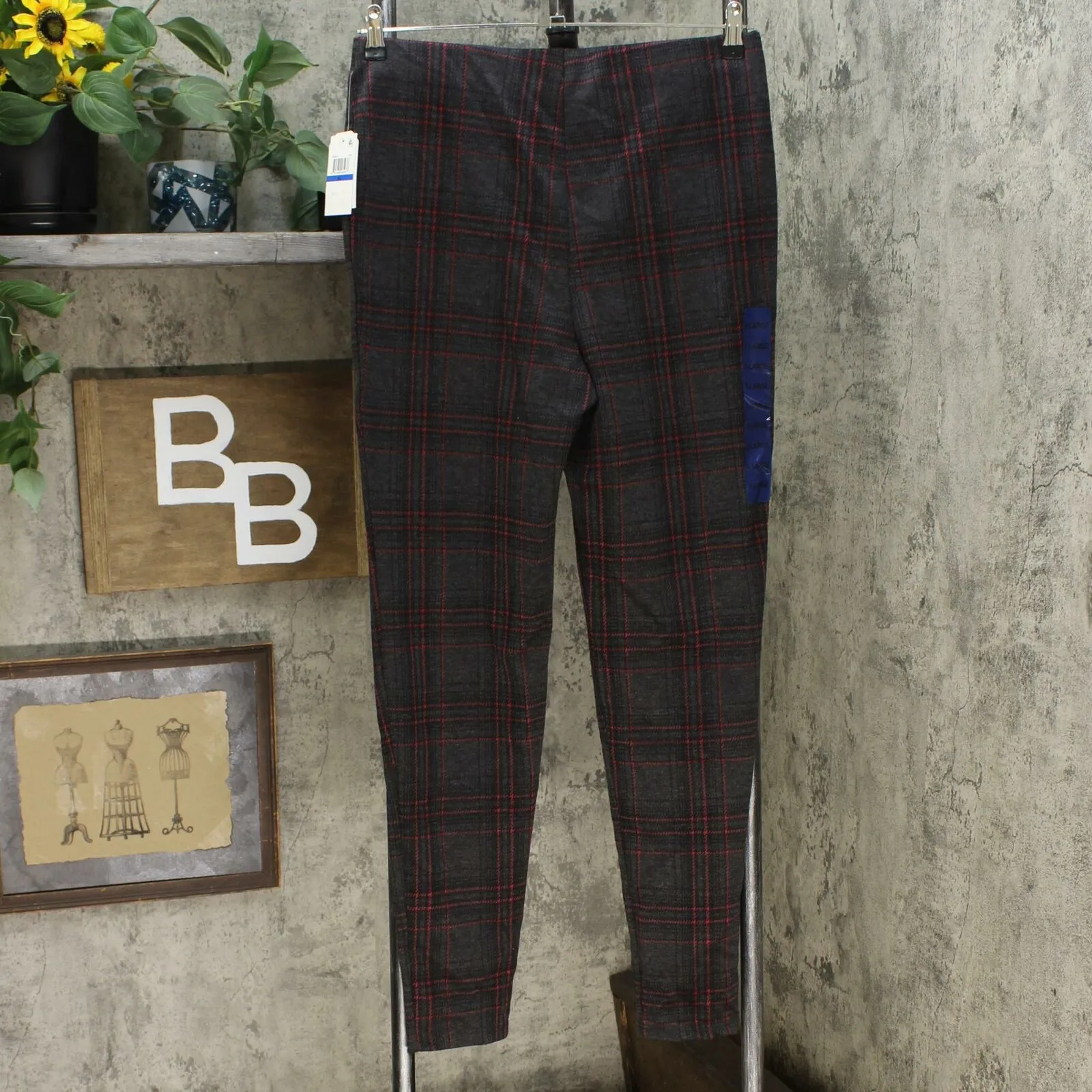 Hippie Rose Women's Junior Fit Plaid Pull On Ponte Pants
