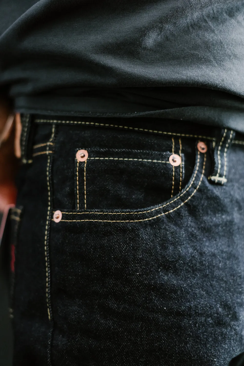 IH-888S-142 - 14oz Selvedge Denim Medium/High Rise Tapered Cut Jeans - Indigo