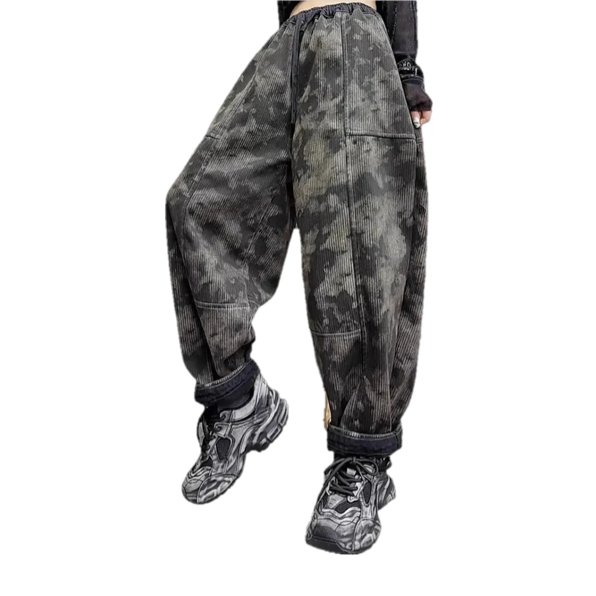 Lined mid rise women's corduroy joggers