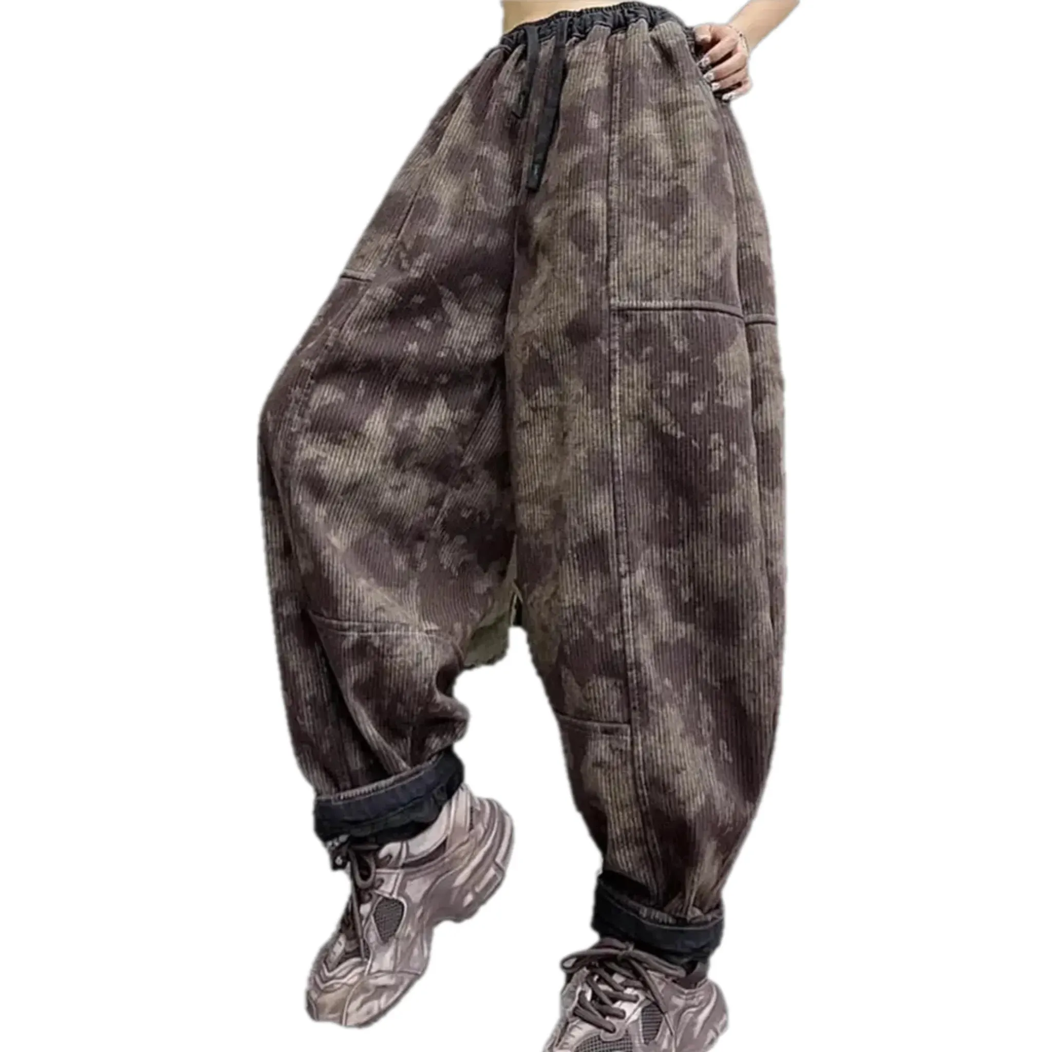 Lined mid rise women's corduroy joggers