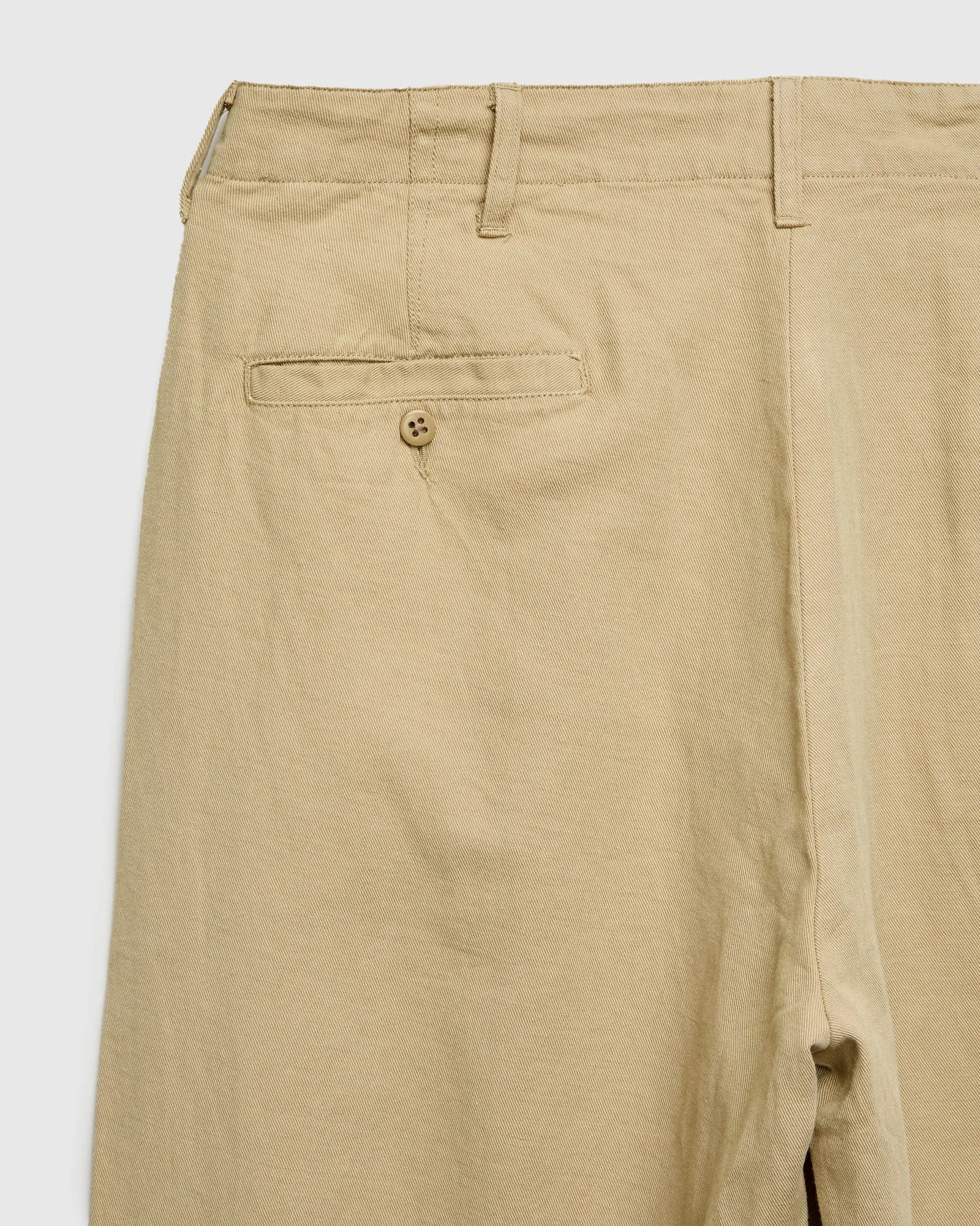 Linen Pleated Chino in Camp Khaki