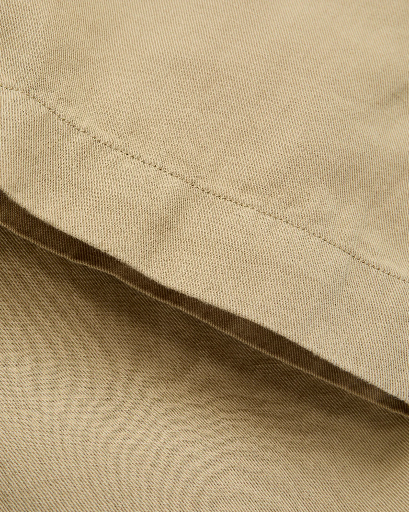 Linen Pleated Chino in Camp Khaki