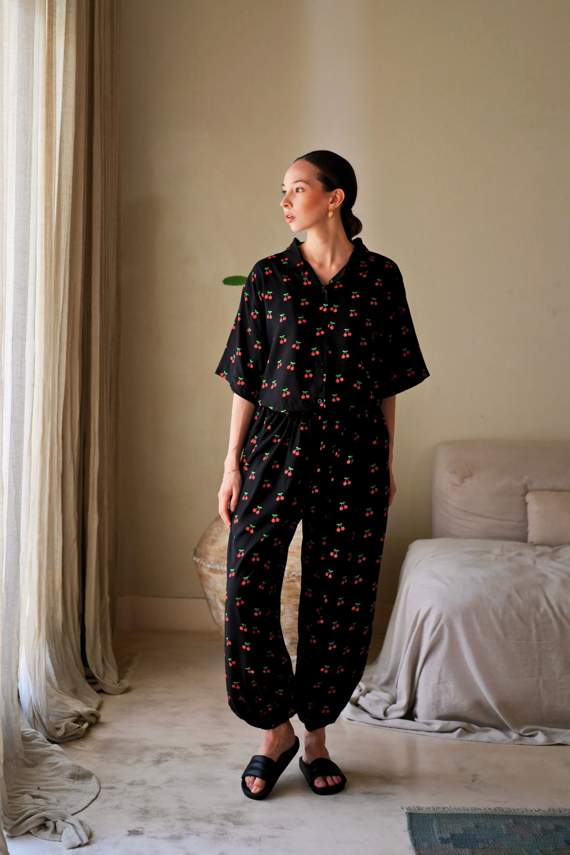 Nostalgic Cherry-Print Balloon Pants