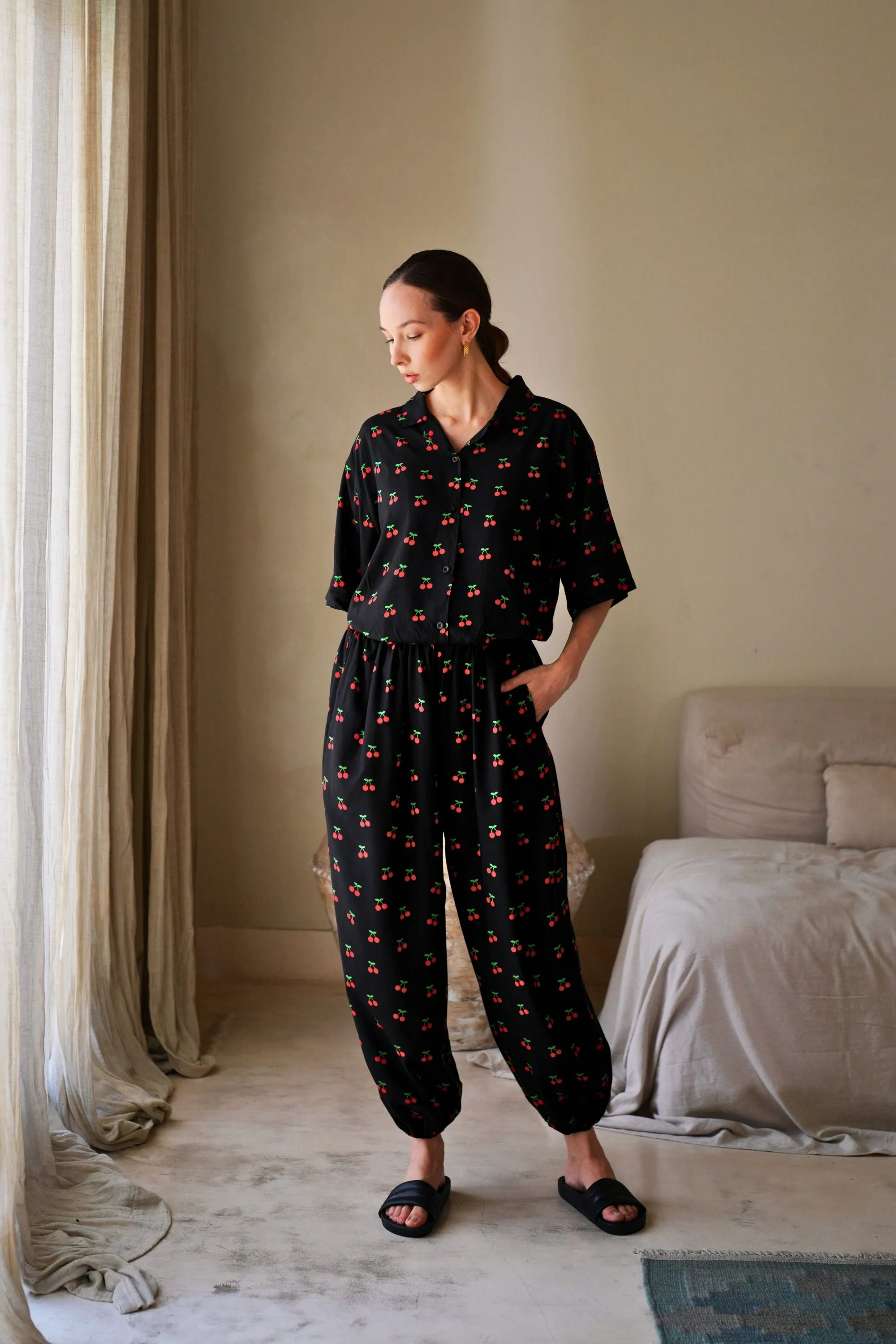 Nostalgic Cherry-Print Balloon Pants