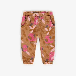 Pantalon  de jogging caramel à motifs en coton matelassé, bébé || Caramel patterned jogging pants in bonded cotton, baby