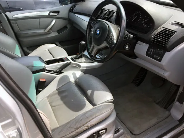 S2826 X5 E53 SAV 4.4i M62 AUTO 2002/01