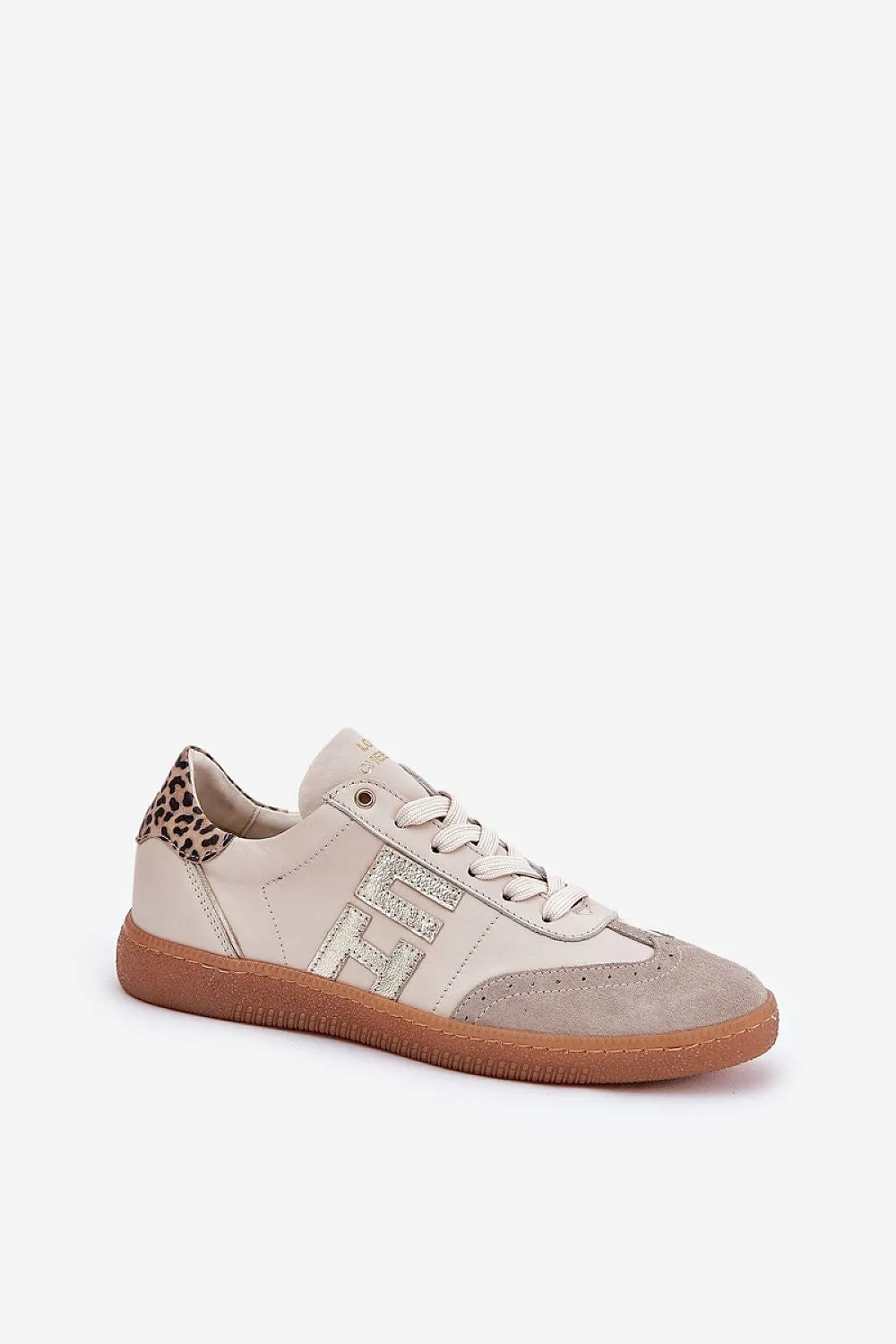 Sport Shoes Step in style