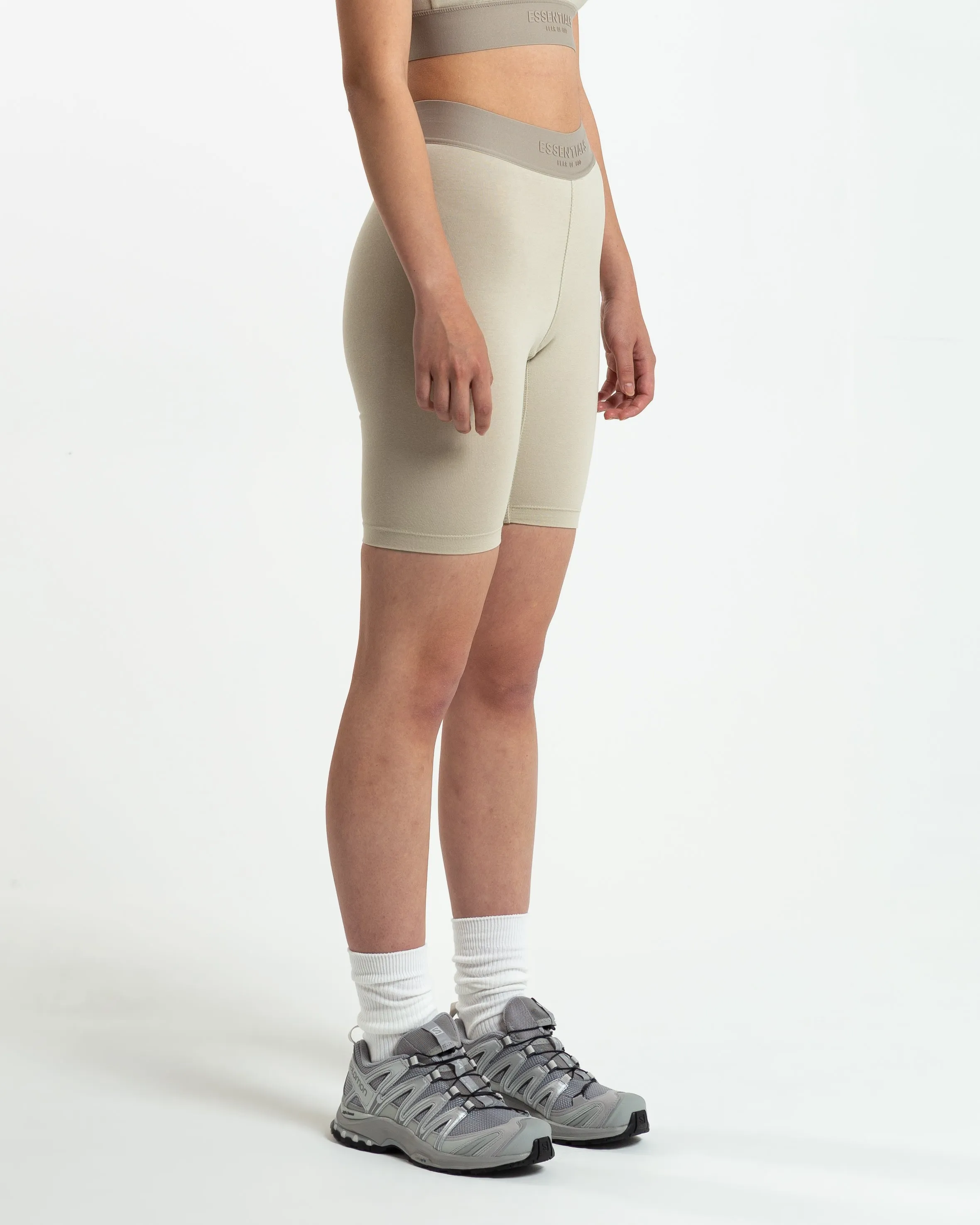 Women's Sport Short in Wheat