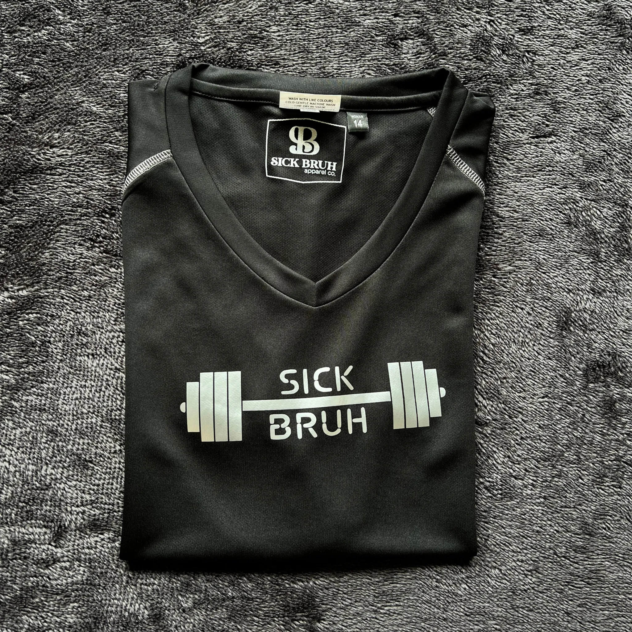 Womens V-neck Performance T-Shirt